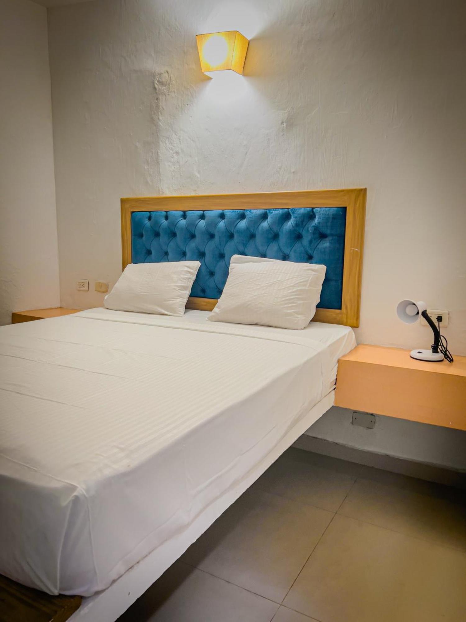 The Blue House Hostel Санта Марта Екстериор снимка