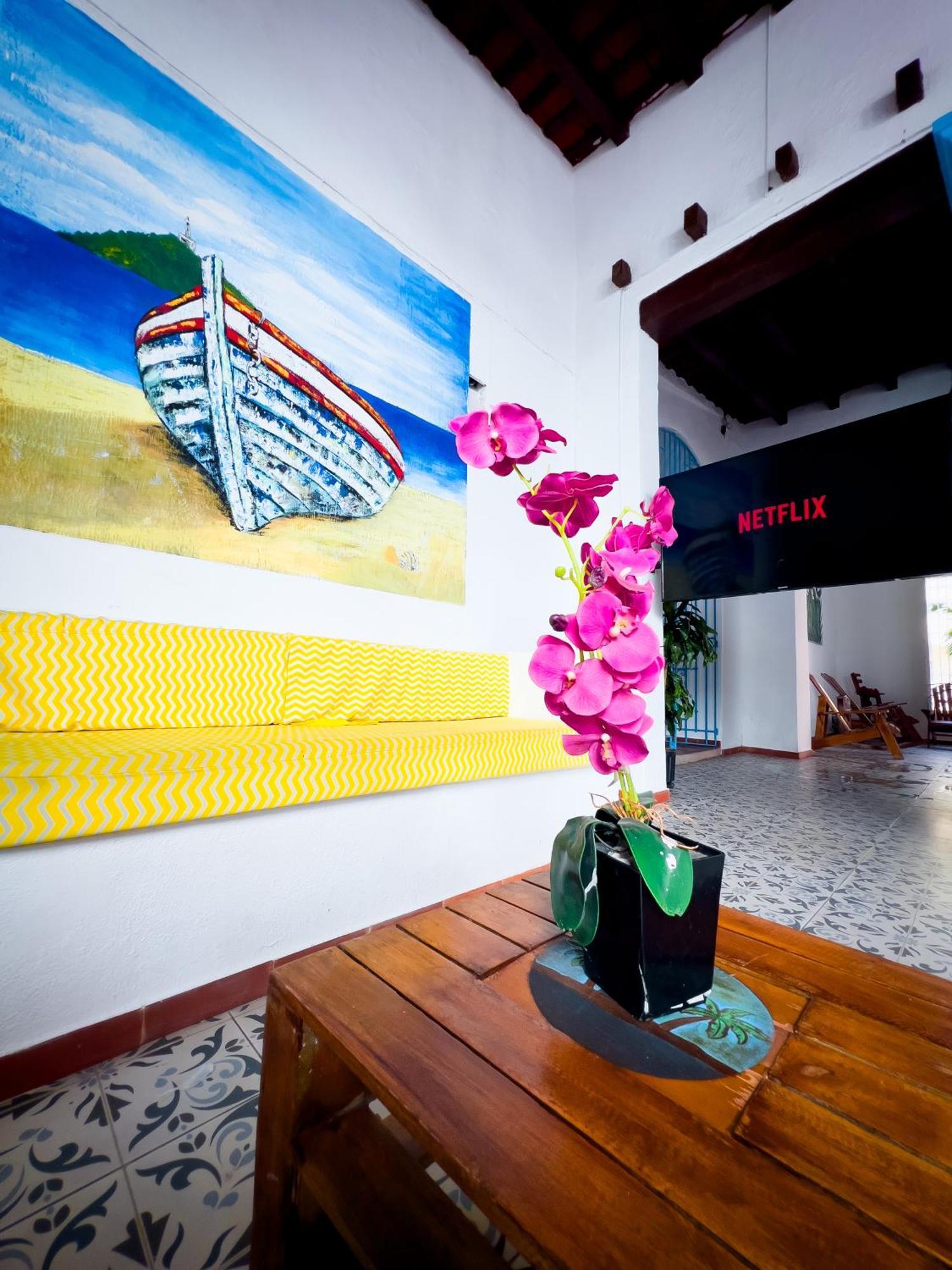 The Blue House Hostel Санта Марта Екстериор снимка